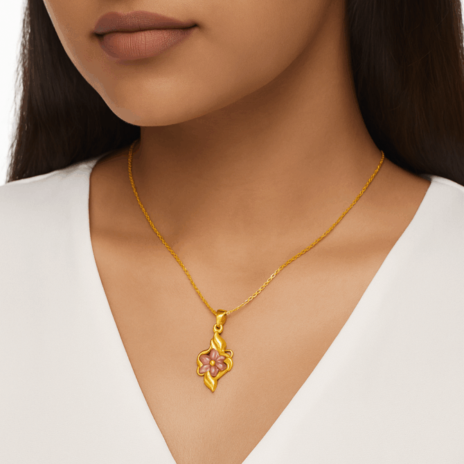 Womens Circle Flower Gold Pendant - Image 2