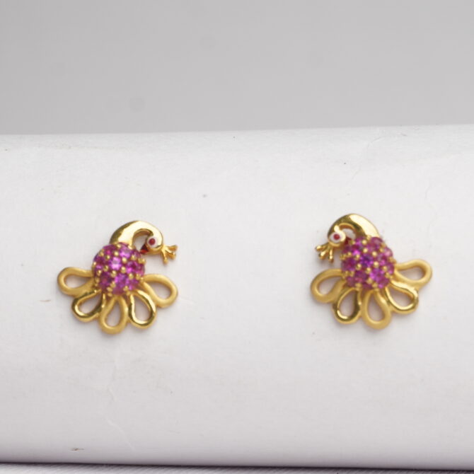 Peacock Pink Stud