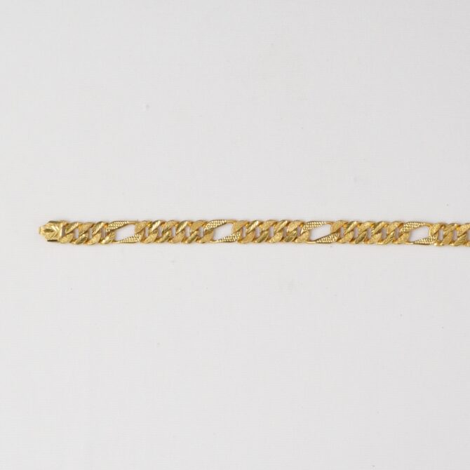 Royal Twist Bracelet