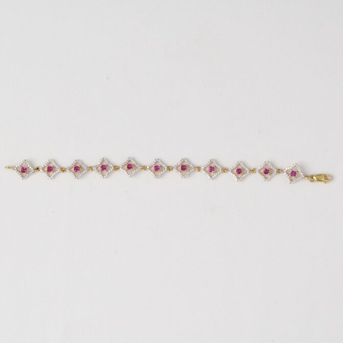 Gulnaar Stone Bracelet