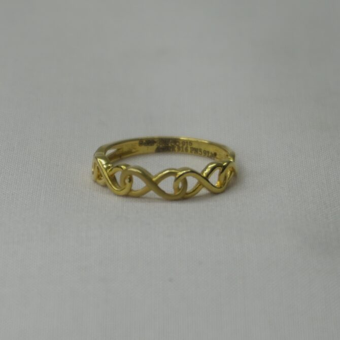 Interlaced Ring