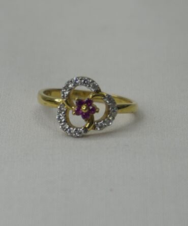 Petal & Pave Ring