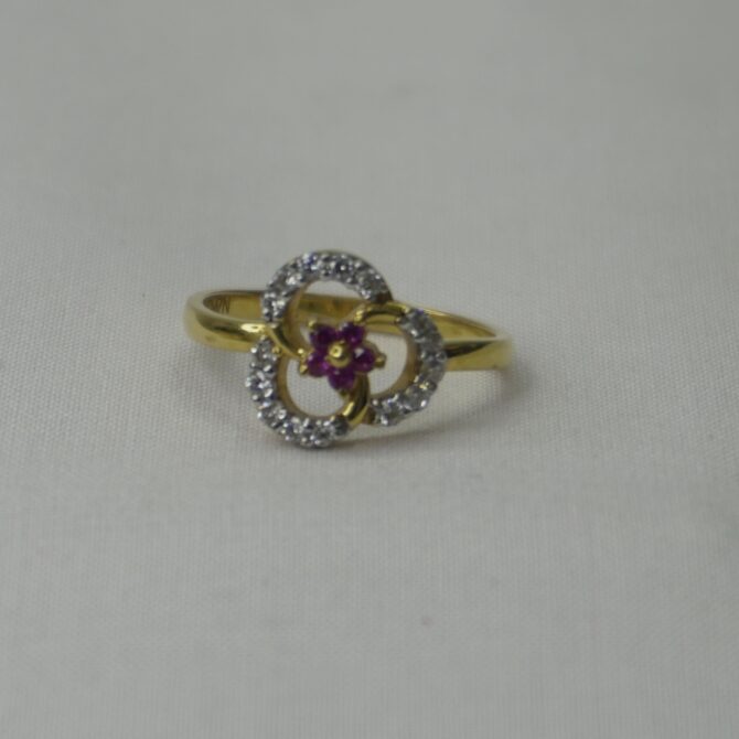 Petal & Pave Ring