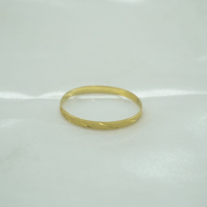 Leaf Motif Twisted Gold Bangles - Image 2