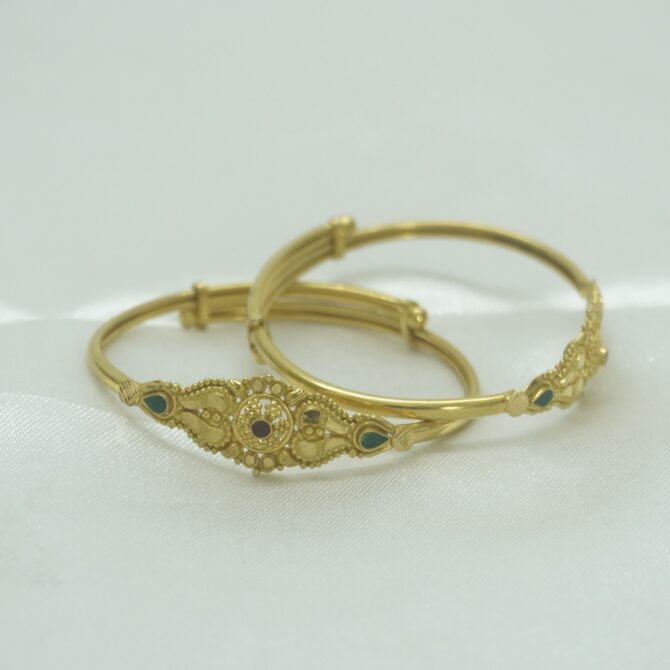 Ethereal Gold Bangle
