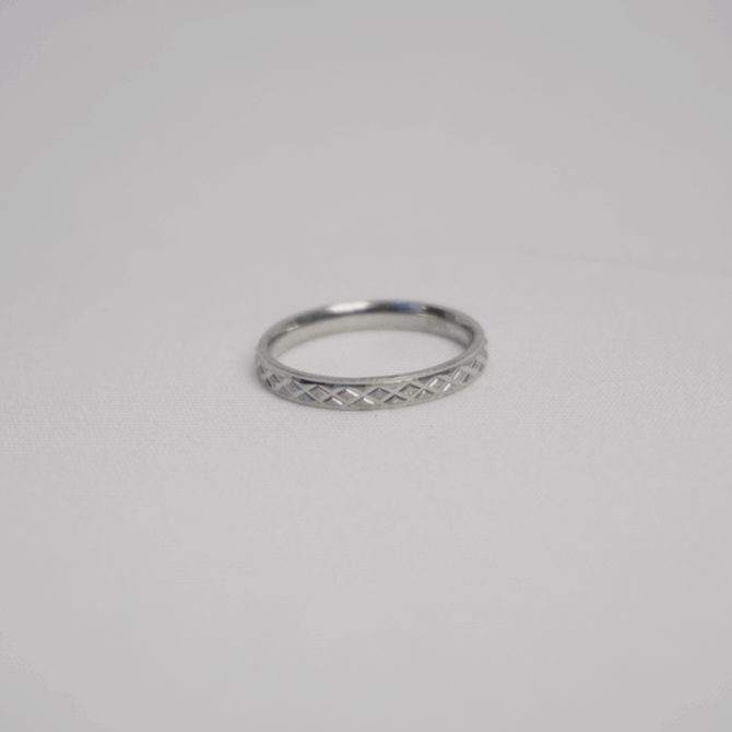M RING 92.5