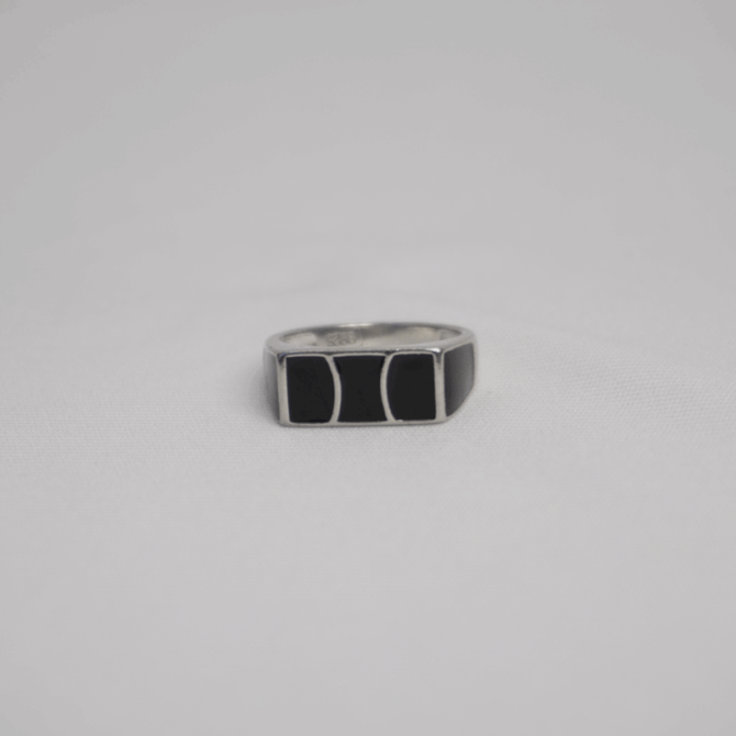M RING 92.5