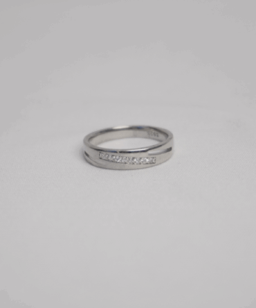 M RING 92.5
