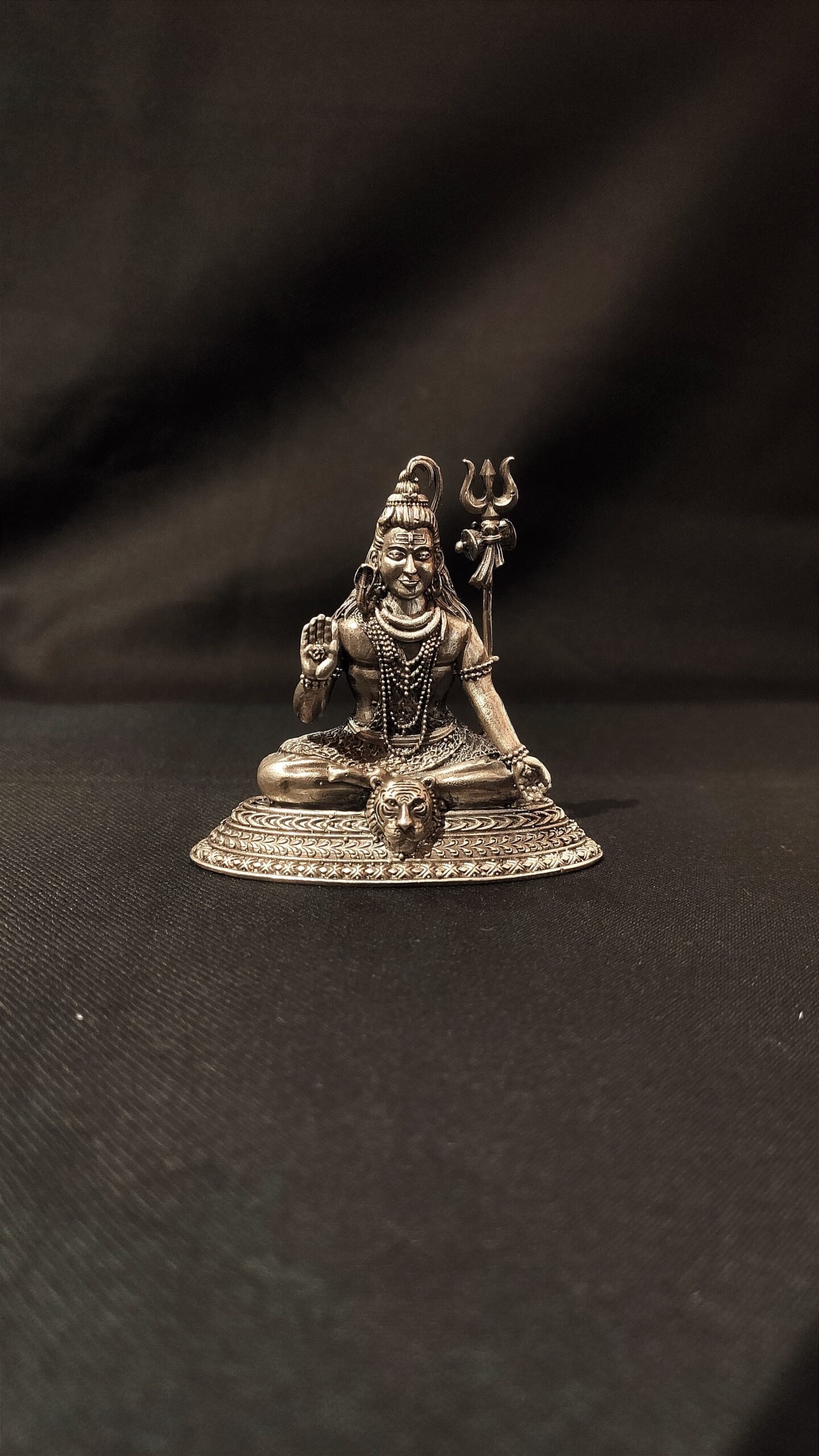 23L3469 Antique Pure Silver Lord Shiva Meditating Idol – Handcrafted Mahadev Statue with Trishul & Tiger Skin Base for Puja & Spiritual Decor - Image 1